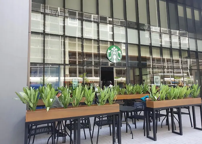 Shore 1 Residences,moa Complex - One Bedroom Apartment *