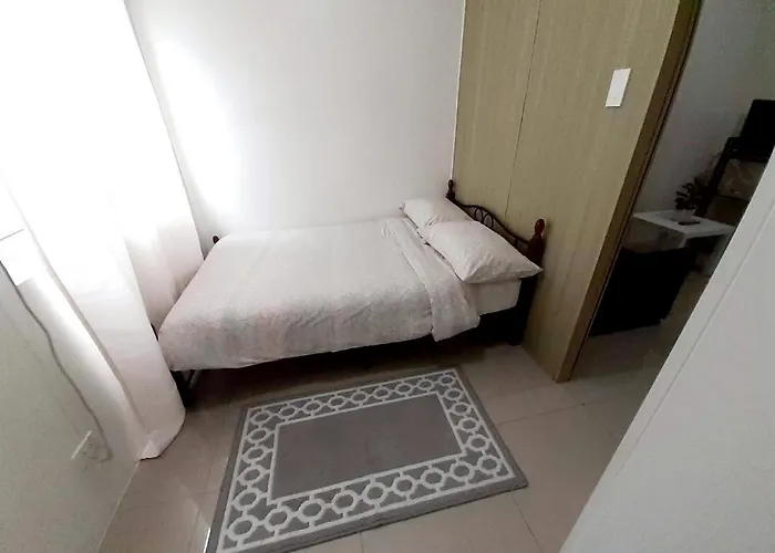 Apartment Shore 1 Residences,moa Complex - One Bedroom