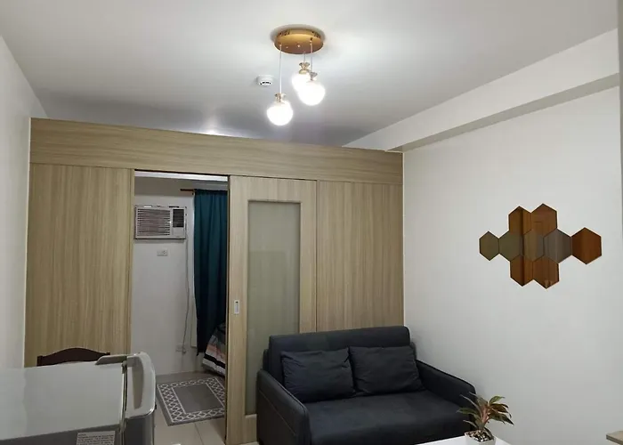 Shore 1 Residences,moa Complex - One Bedroom Apartment